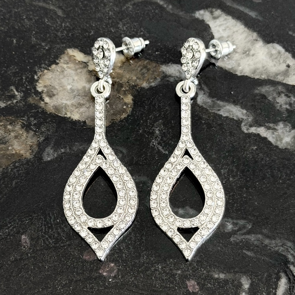 Silver Crystal Teardrop Dangle Earrings